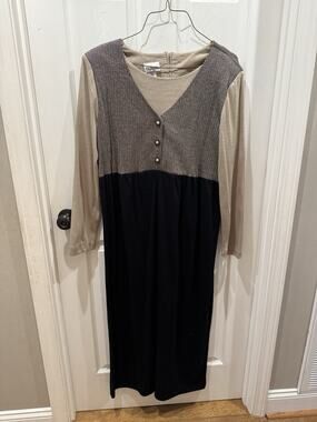 K.C. Spencer Dress Womens 16 Black Beige Long Sleeve Button Detail Maxi Made USA